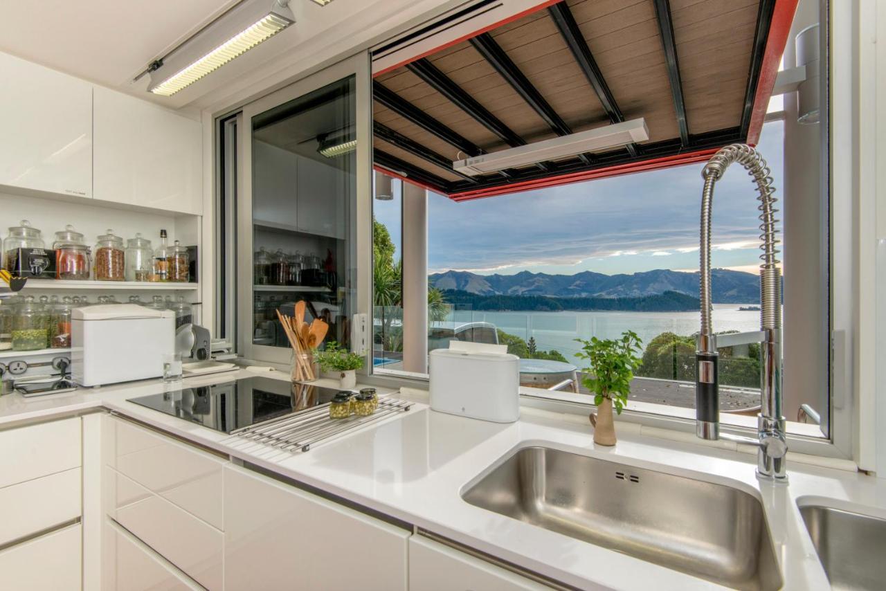 The Bolthole - Charteris Bay Holiday Home Lyttelton Exterior foto